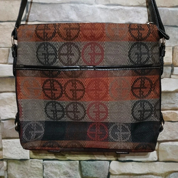 Gianni Bernini Women's Classic Crossbody Purse - Picture 4 of 7